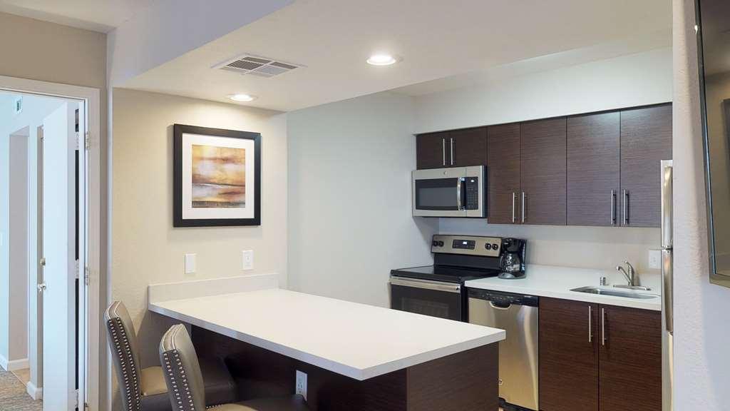 Chase Suite Hotel Newark Fremont Zimmer foto